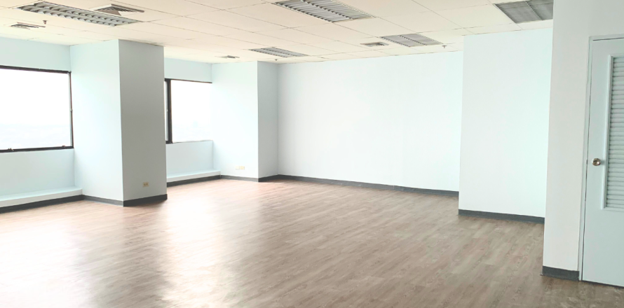 Office in Khlong San, Bangkok, Thailand № 164268