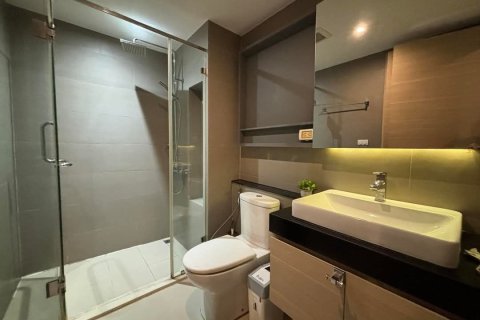 Studio in the Condo in Bang Rak, Bangkok, Thailand  № 158548 - photo 19