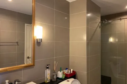 Studio dans le Condo à Huai Khwang, Bangkok, Thaïlande  № 158550 - photo 4