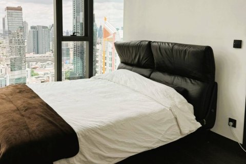 Condo in Bangkok, Thailand, 2 bedrooms  № 180499 - photo 13