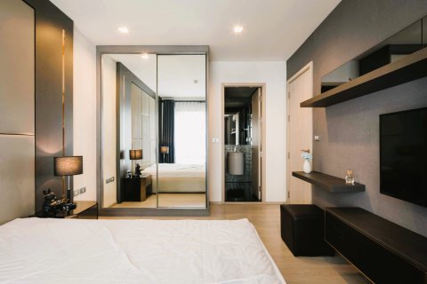 Condo à Bangkok, Thaïlande, 2 chambres  № 180502 - photo 13