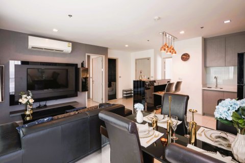 Condo à Bangkok, Thaïlande, 2 chambres  № 180502 - photo 2