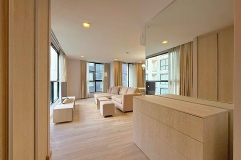 Condo in Watthana, Bangkok, Thailand, 3 bedrooms  № 154898 - photo 7