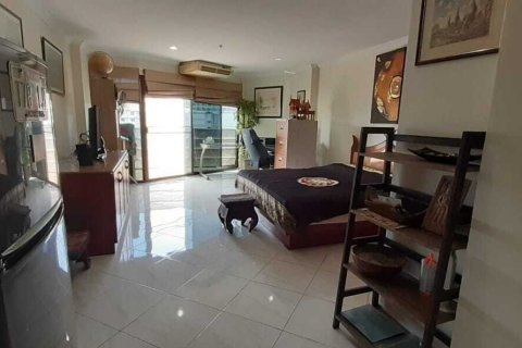 Студия в кондо в Паттайе, Таиланд № 154903 - фото 6