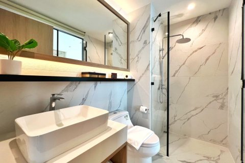 Studio dans le Condo à Phuket, Thaïlande  № 154900 - photo 4