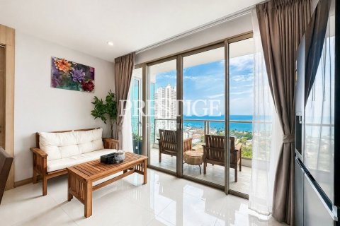 Condo in Pattaya, Thailand, 2 bedrooms  № 197571