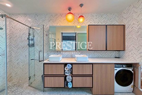 Condo à Pattaya, Thaïlande, 2 chambres № 197573 - photo 13