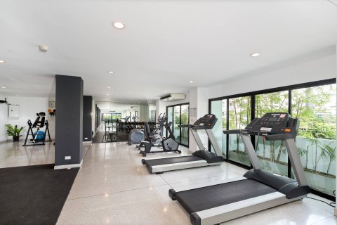 Condo in Bangkok, Thailand, 3 bedrooms  № 209669 - photo 16