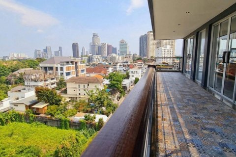 Penthouse in Bangkok, Thailand 3 bedrooms № 209668 - photo 4