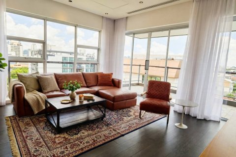 Penthouse in Bangkok, Thailand 3 bedrooms № 209668