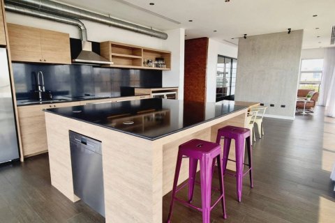 Penthouse in Bangkok, Thailand 3 bedrooms № 209668 - photo 2