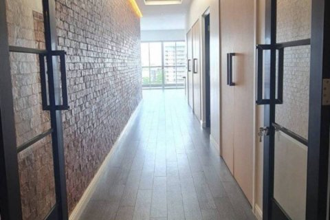 Penthouse in Bangkok, Thailand 3 bedrooms № 209668 - photo 11