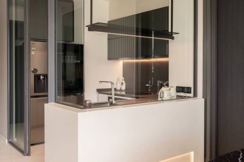 Condo in Bangkok, Thailand, 2 bedrooms № 209670 - photo 8