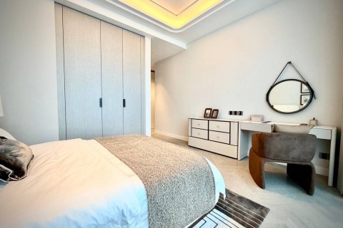 Penthouse in Bangkok, Thailand 3 bedrooms № 209667 - photo 9