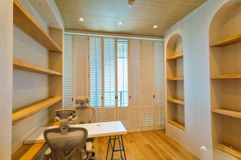 Penthouse in Bangkok, Thailand 3 bedrooms № 209666 - photo 25