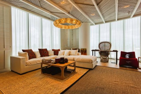Penthouse in Bangkok, Thailand 3 bedrooms № 209666 - photo 6