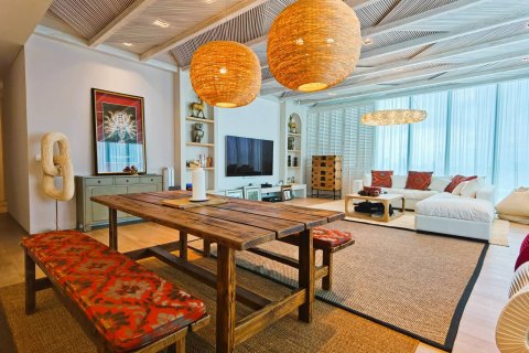 Penthouse in Bangkok, Thailand 3 bedrooms № 209666 - photo 8