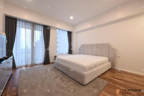 Condo in Bangkok, Thailand, 2 bedrooms № 233195 - photo 10