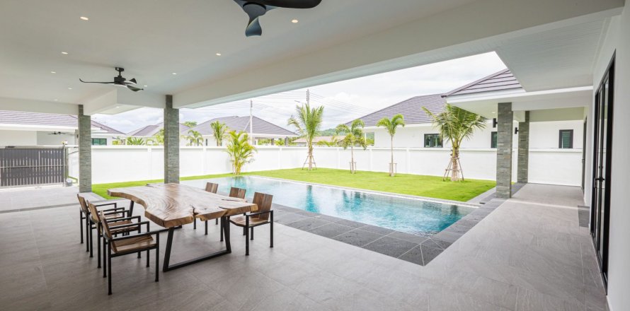 Villa à Hua Hin, Thaïlande 3 chambres № 169725