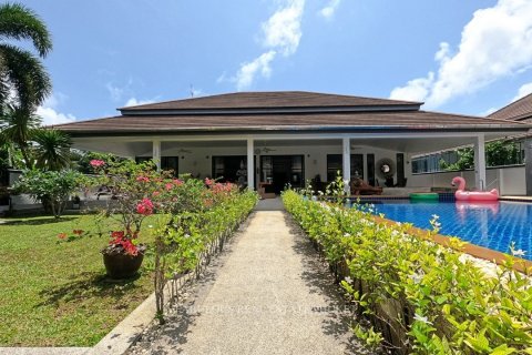 Villa in Bang Tao, Thailand 7 bedrooms № 179869