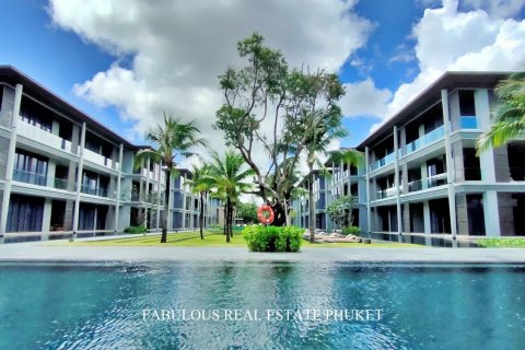 Condo in Mai Khao, Thailand, 2 bedrooms  № 179870 - photo 2