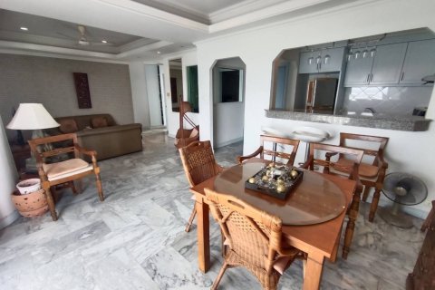 Condo in Pattaya, Thailand, 2 bedrooms  № 147449 - photo 5