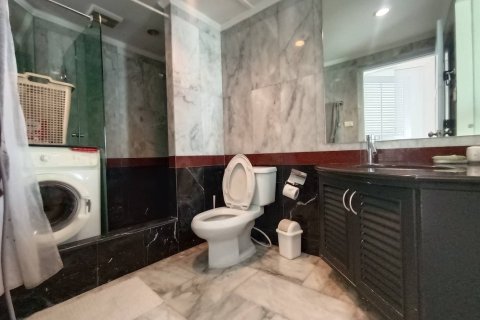 Condo in Pattaya, Thailand, 2 bedrooms  № 147449 - photo 3