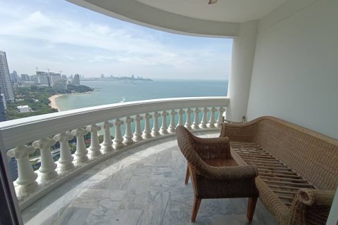 Condo in Pattaya, Thailand, 2 bedrooms  № 147449 - photo 13