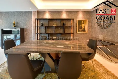 Casa de 5 dormitorios en Pattaya, Tailandia № 212727 - foto 10