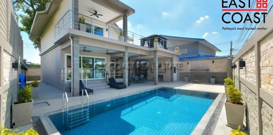 Casa de 5 dormitorios en Pattaya, Tailandia № 212727