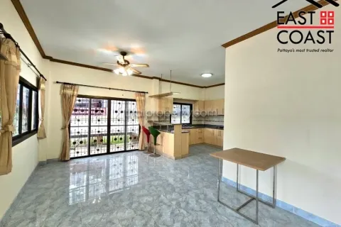 Casa de 3 dormitorios en Pattaya, Tailandia № 212725 - foto 7