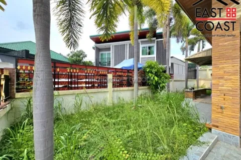 Casa de 3 dormitorios en Pattaya, Tailandia № 212725 - foto 3