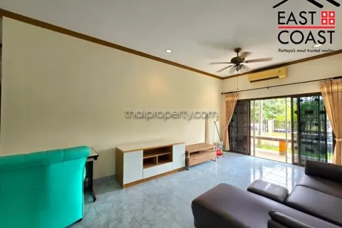 Casa de 3 dormitorios en Pattaya, Tailandia № 212725 - foto 9