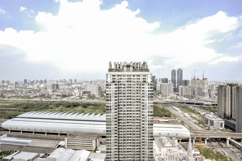 Condo in Bangkok, Thailand, 4 bedrooms № 185122 - photo 8