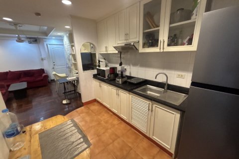 Condo in Sathon, Bangkok, Thailand, 2 bedrooms  № 152917 - photo 5