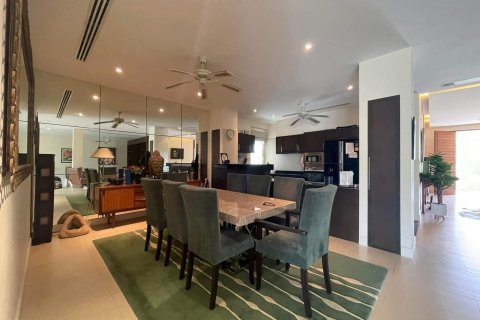 Кондоминиум с 3 спальнями в Пхукете, Таиланд № 153241 - фото 4