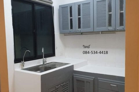 Таунхаус в Нонтхабури, Таиланд с 3 спальнями  № 153244 - фото 5