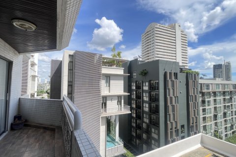 Кондоминиум с 3 спальнями в Ваттхане, Бангкок, Таиланд № 156066 - фото 11