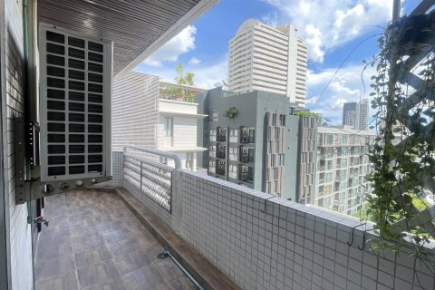 Кондоминиум с 3 спальнями в Ваттхане, Бангкок, Таиланд № 156066 - фото 10