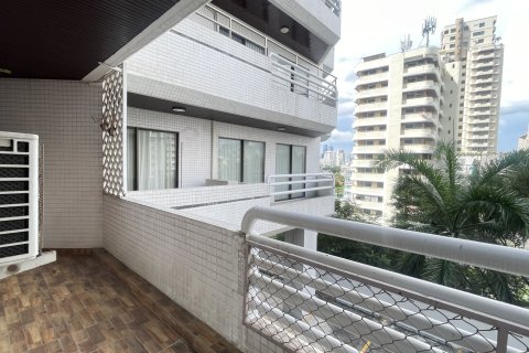 Кондоминиум с 3 спальнями в Ваттхане, Бангкок, Таиланд № 156066 - фото 18