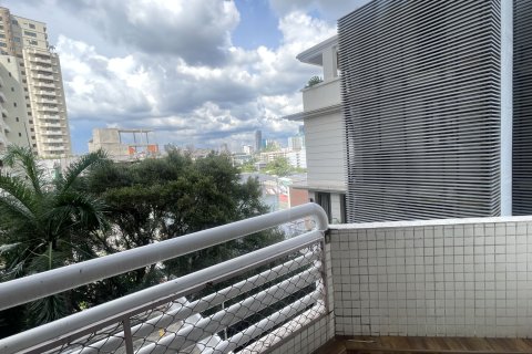 Кондоминиум с 3 спальнями в Ваттхане, Бангкок, Таиланд № 156066 - фото 19