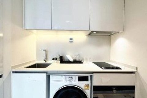 Студия в кондо в Ваттхане, Бангкок, Таиланд № 156072 - фото 6