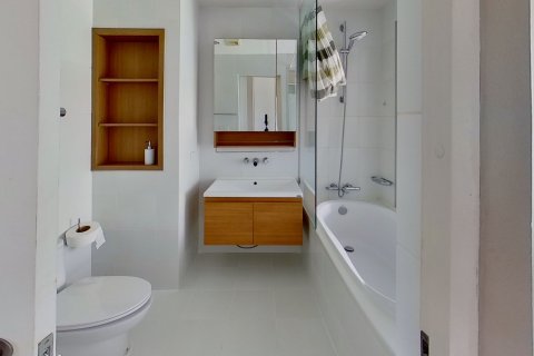 Студия в кондо в Клонг Тоэй, Бангкок, Таиланд № 156069 - фото 5