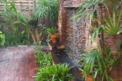 Maison à Chiang Mai, Thaïlande 4 chambres № 156070 - photo 14