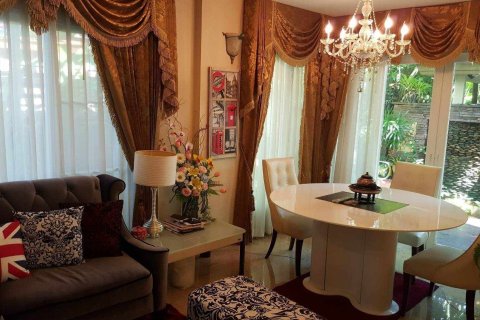 Maison à Chiang Mai, Thaïlande 4 chambres № 156070 - photo 22