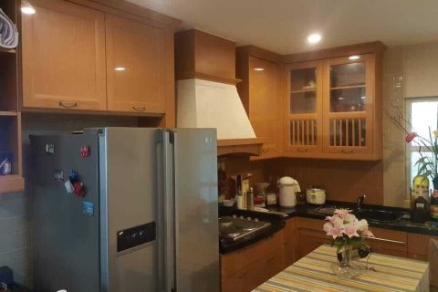 Maison à Chiang Mai, Thaïlande 4 chambres № 156070 - photo 13