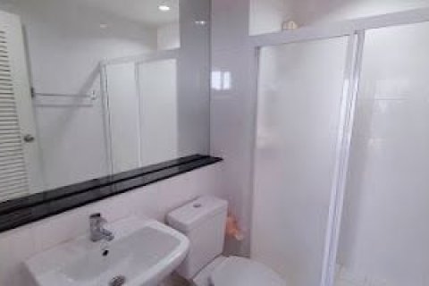 Condo à Bang Sue, Bangkok, Thaïlande, 2 chambres  № 148797 - photo 9