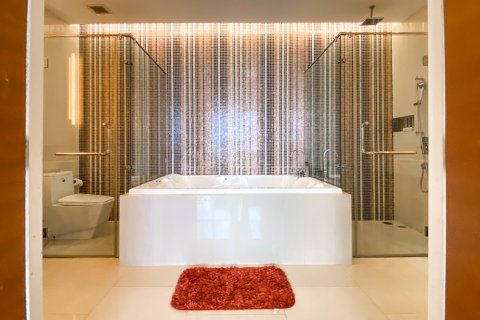 Condo in Pattaya, Thailand, 2 bedrooms  № 160180 - photo 20