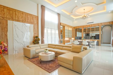 Дом в Банг Ламунге, Таиланд с 6 спальнями  № 160178 - фото 7