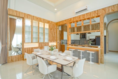 Дом в Банг Ламунге, Таиланд с 6 спальнями  № 160178 - фото 9